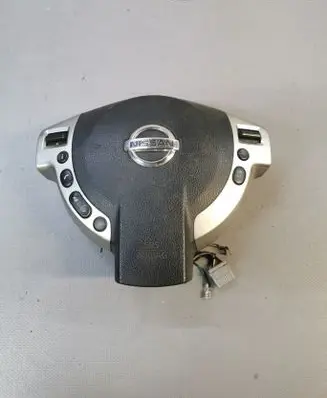 Nissan Qashqai Steering wheel airbag 