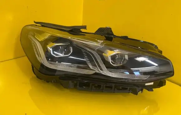 BMW 2 Active Tourer U06 Headlight/headlamp 5A42248-01