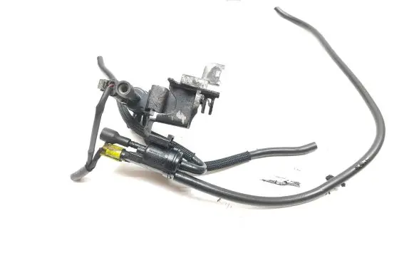 Mercedes-Benz E W212 Valve vacuum 0025401497 48B43625B00