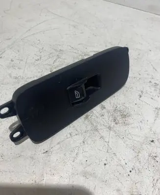 Volvo C30 Electric window control switch 30773214 7L38LL08