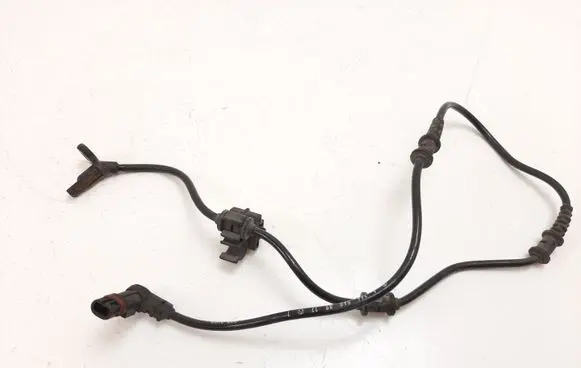 Mercedes-Benz ML W164 ABS brake wheel speed sensor A1645400917
