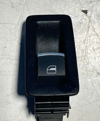 Volkswagen Touran II Electric window control switch 1T0959851A