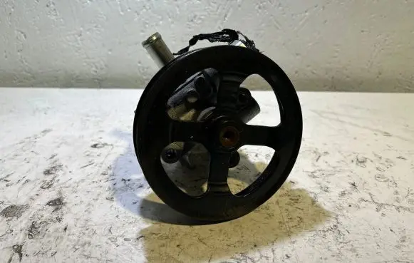 Jeep Patriot Power steering pump 67130580