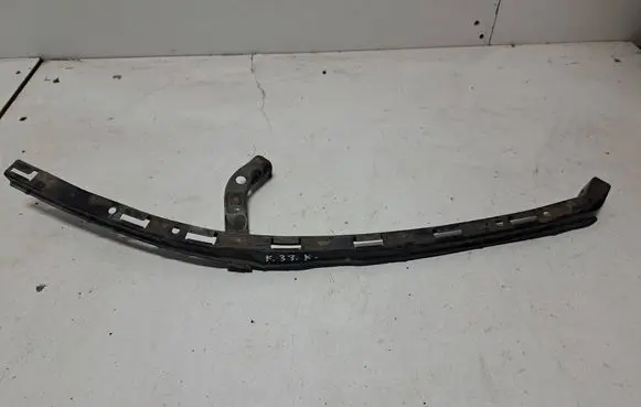 Honda Civic Headlight/headlamp mounting bracket 