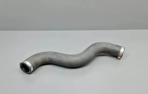 Intercooler hose/pipe