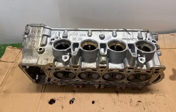 Mercedes-Benz C AMG W205 Engine head R1770163500 A1770163500