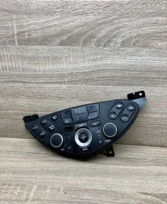 Nissan Primera Climate control unit 28395AV620 20408273H