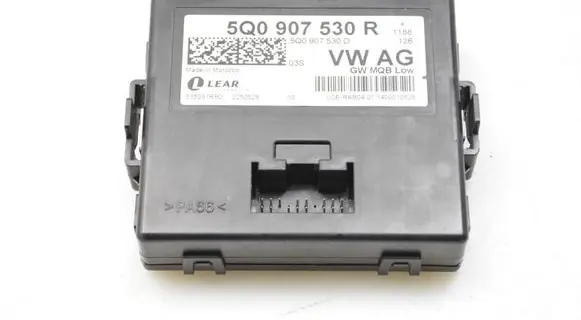 Volkswagen Golf VII Other control units/modules 5Q0907530R