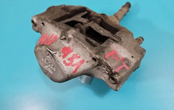 Mercedes-Benz C W202 Rear brake caliper IMPRK1462951