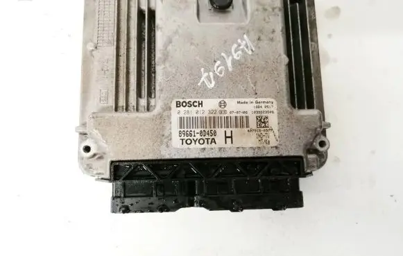 Toyota Yaris Engine control unit/module 0281012322 89661-0d450