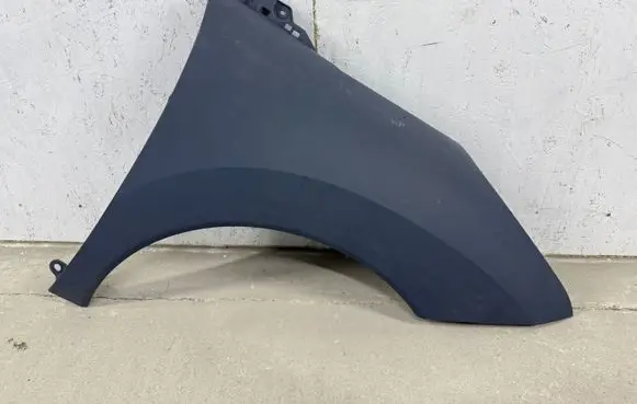Peugeot 3008 I Fender 9682889380