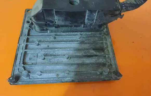 Ford Fiesta Engine control unit/module ECU 6S61-12A650-FH