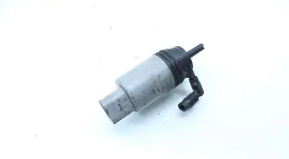 BMW 5 E60 E61 Windscreen/windshield washer pump 2220037