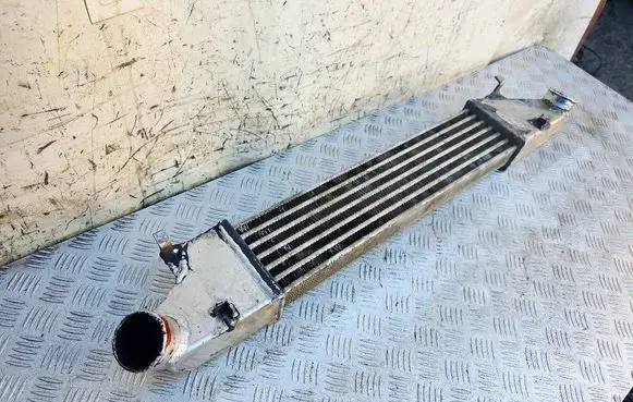 Mercedes-Benz S W221 Intercooler radiator 