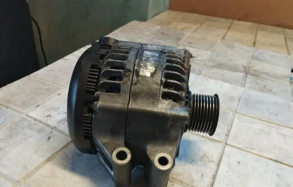 BMW 5 GT F07 Generator/alternator 759152903