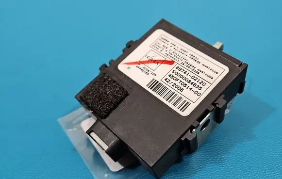 Toyota Corolla E140 E150 Central body control module 89741-02120 IMPRK1534567