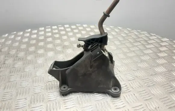 Toyota Corolla Verso E121 Gear shifter/selector 335300F010