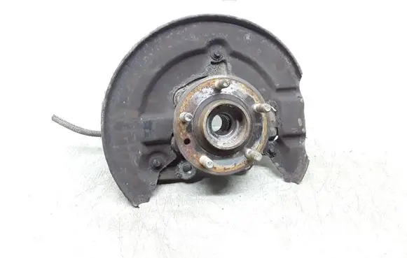 Volvo V40 Cross country Front wheel hub spindle knuckle 