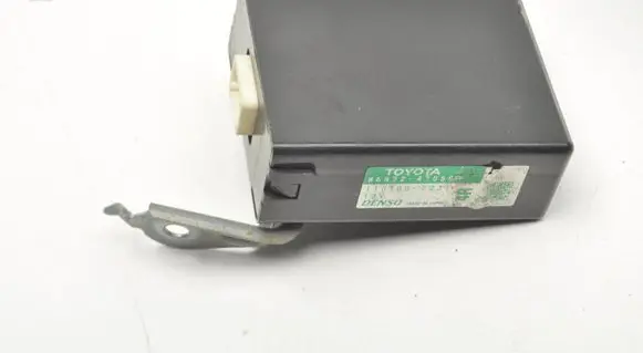 Toyota Prius (XW30) Other relay 8657247050