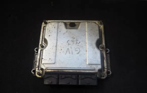Renault Master II Engine control unit/module 0281010320