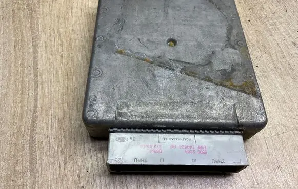 Ford Mondeo MK I Engine control unit/module 93bb12a650bc