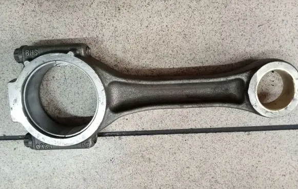 Volkswagen PASSAT B7 Connecting rod/conrod korbowod038J11SP57
