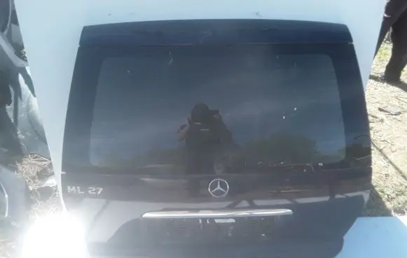 Mercedes-Benz ML W163 Tailgate/trunk/boot lid