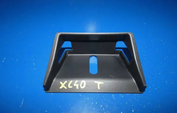 Volvo XC40 Tailgate/boot lid lock trim ED111