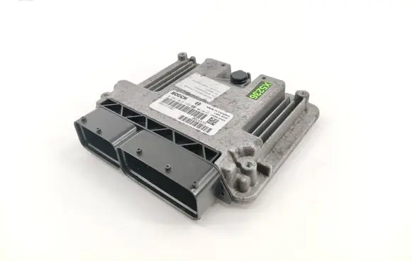 Iveco Daily 4th gen Engine control unit/module 0281012193 504121602