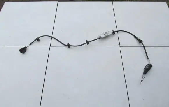 Ford Kuga I Rear ABS sensor wiring 8V4T2B325 A00000000