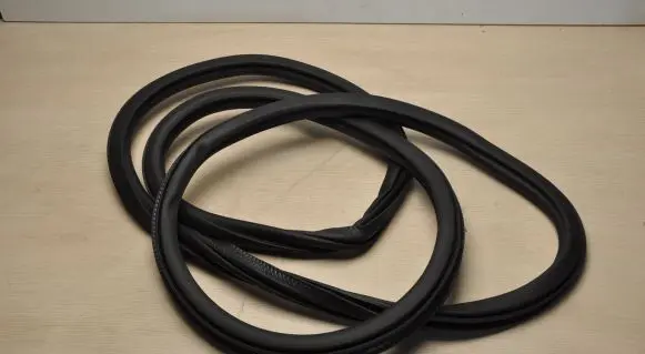 Audi A3 8Y Front door rubber seal 8Y0831721B