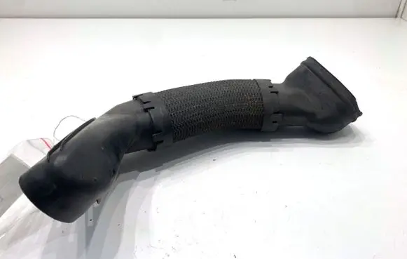 Mercedes-Benz E W212 Air intake hose/pipe A6420945697