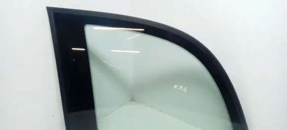 Opel Zafira A Rear side window