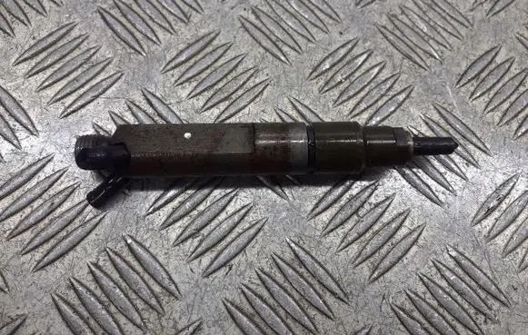 Seat Leon (1P) Fuel injectors set 038130202A