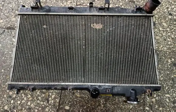 Coolant radiator