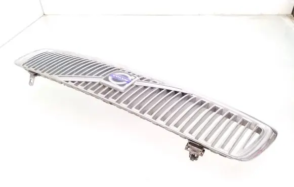 Volvo V70 Front bumper upper radiator grill 8659875 09190386