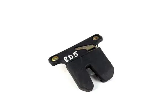 Audi A4 S4 B5 8D Tailgate/trunk/boot lock/catch/latch 8d5827505