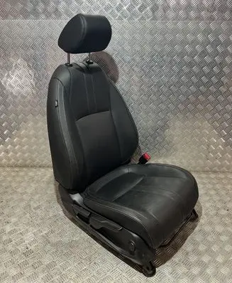 Honda Civic X Front passenger seat DG18662