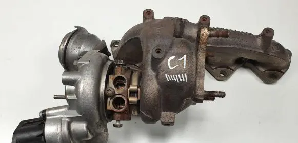 Volkswagen Golf VI Turbo 03C145702A