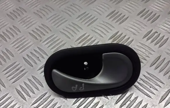 Renault Megane II Rear door interior handle trim 8200028486
