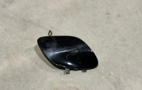 Mercedes-Benz C W205 Front tow hook cap/cover A2058850724