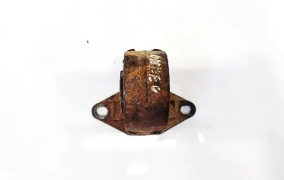 Ford Mondeo MK I Engine mount bracket 93bb6p020ab