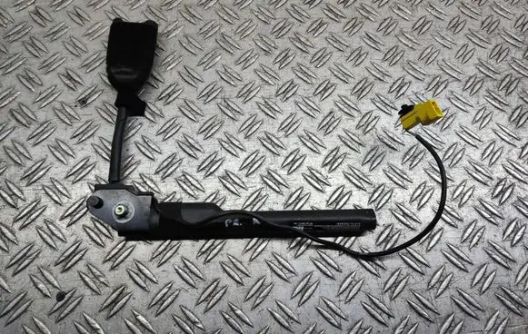 Opel Astra J Front seatbelt buckle 615349101B