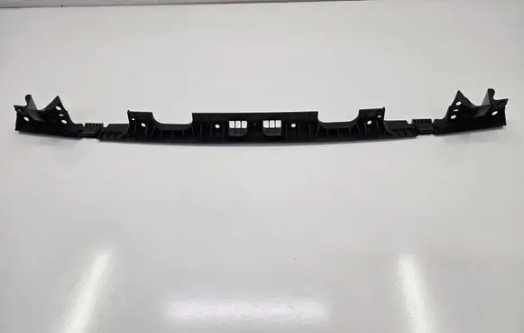 Volkswagen Transporter - Caravelle T5 Rear bumper mounting bracket 7H0807723