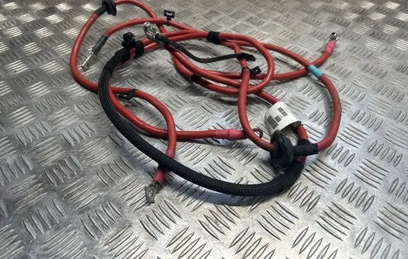 Mercedes-Benz GLE (W166 - C292) Positive cable (battery) A1664404337 4149514 04272017