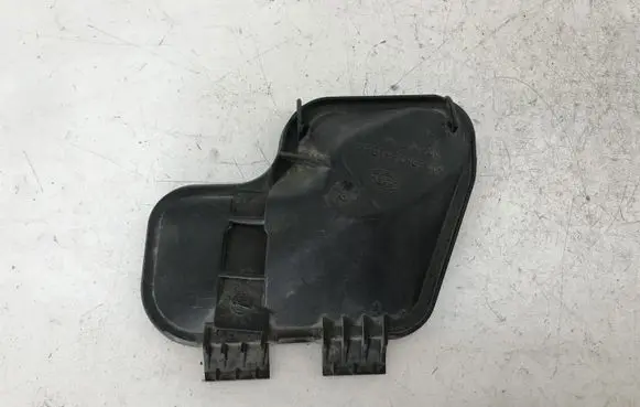 Audi A6 S6 C4 4A Headlight/headlamp dust cover 14137600