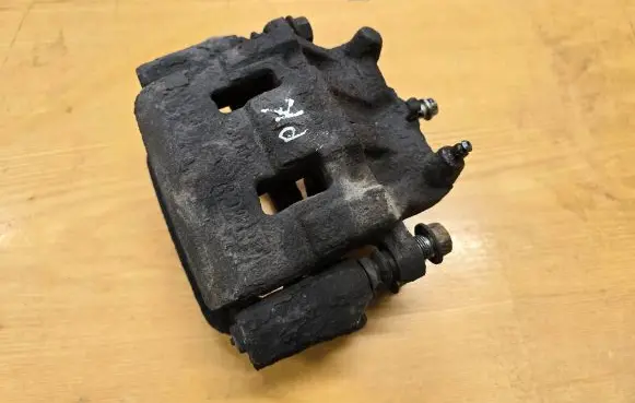 Mazda CX-7 Front brake caliper