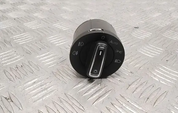 Skoda Superb B8 (3V) Light switch 3V0941431