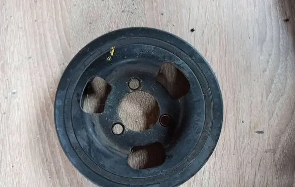Peugeot 308 Crankshaft pulley 7562801
