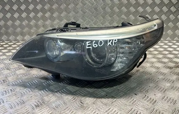 BMW 5 E60 E61 Headlight/headlamp 7044673